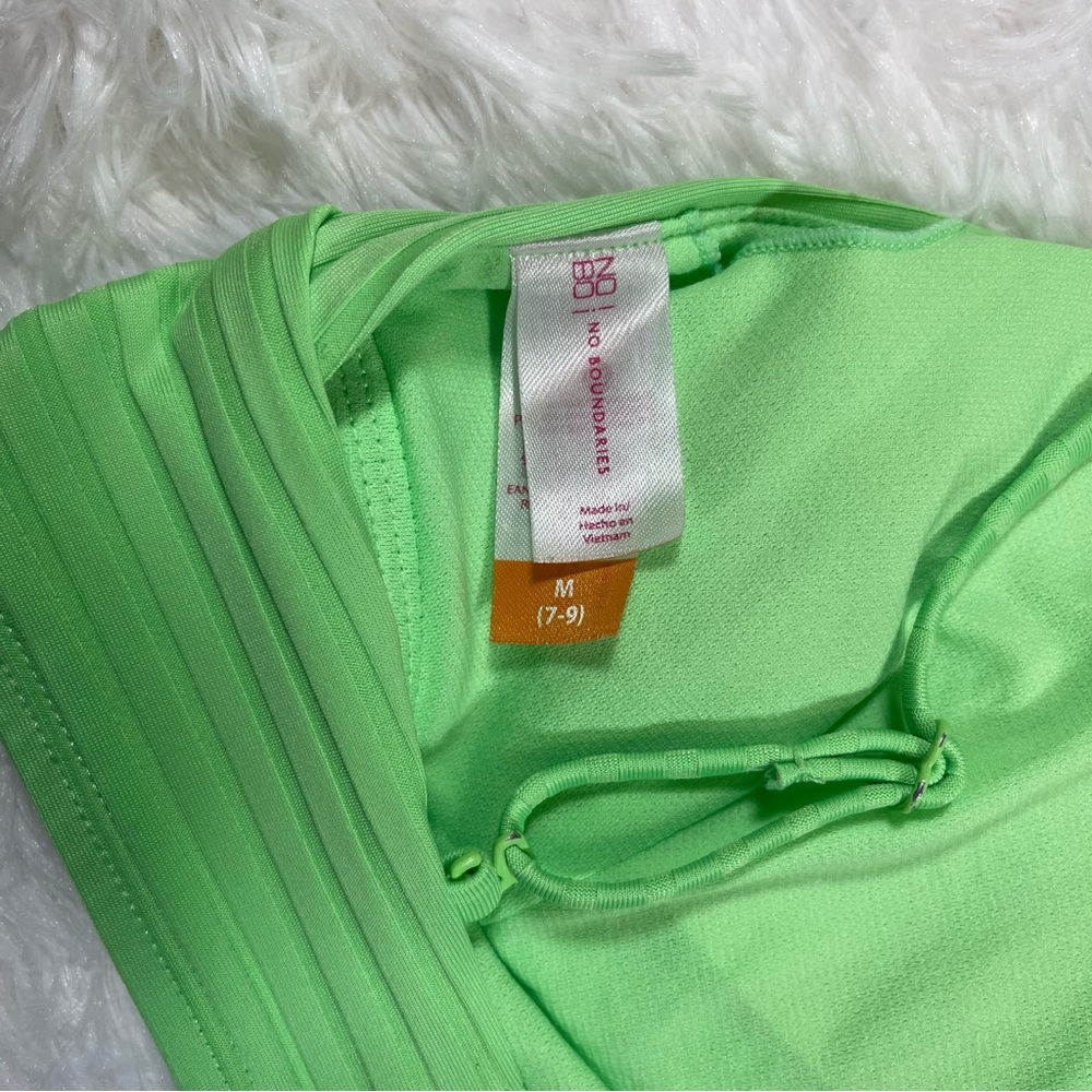 No Boundaries Juniors' Solid V-Front Bikini Swim Top Mint Sizzle Sz M - Picture 8 of 8